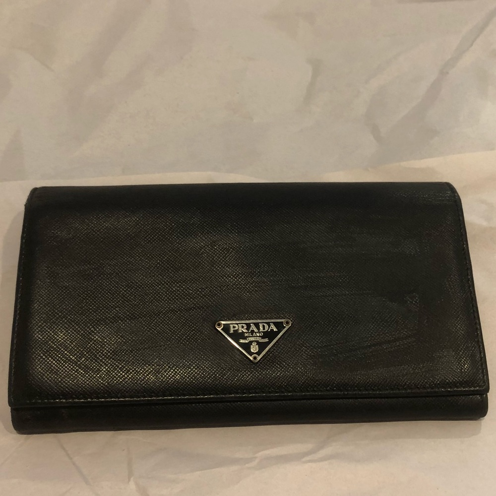 100% Authentic Prada Saffiano Leather Wallet